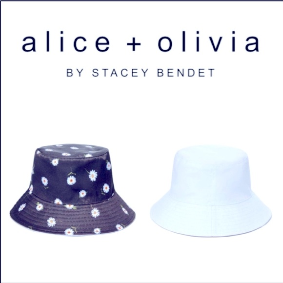 Alice+olivia reversible bucket hat navy w/daisy’s - Picture 2 of 7